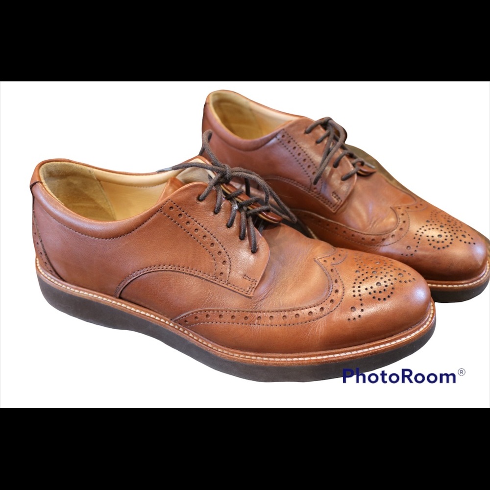 SALE- Samuel Hubbard Vibram sole men’s 9.5